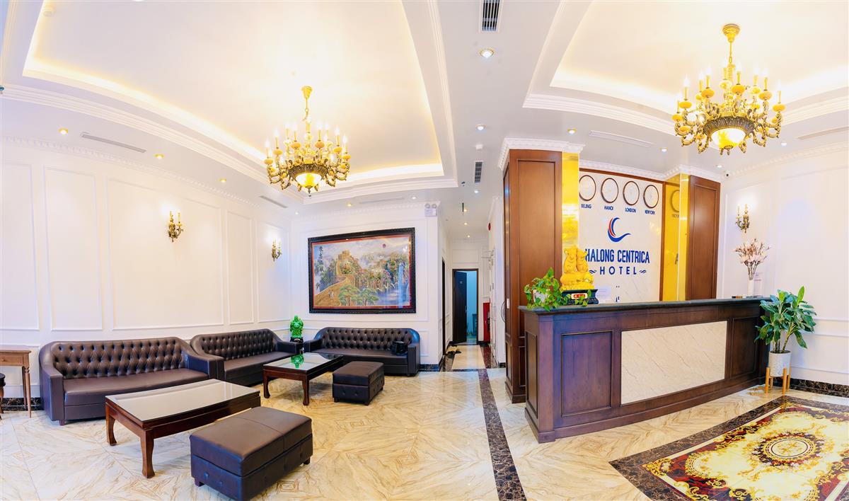 halongcentricahotel.com