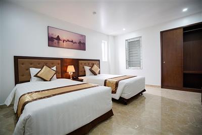 halongcentricahotel.com